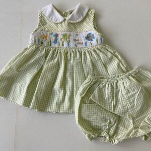Carriage Boutiques Smocked Dress & Bloomers Set Baby girl
